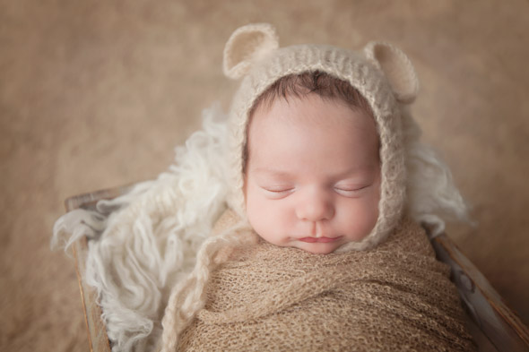 moncton newborn photographer,  moncton baby photography studio newborn session,  bear bonnet, flokati stuffer, baby portraits, newborn portraits, moncton photographer