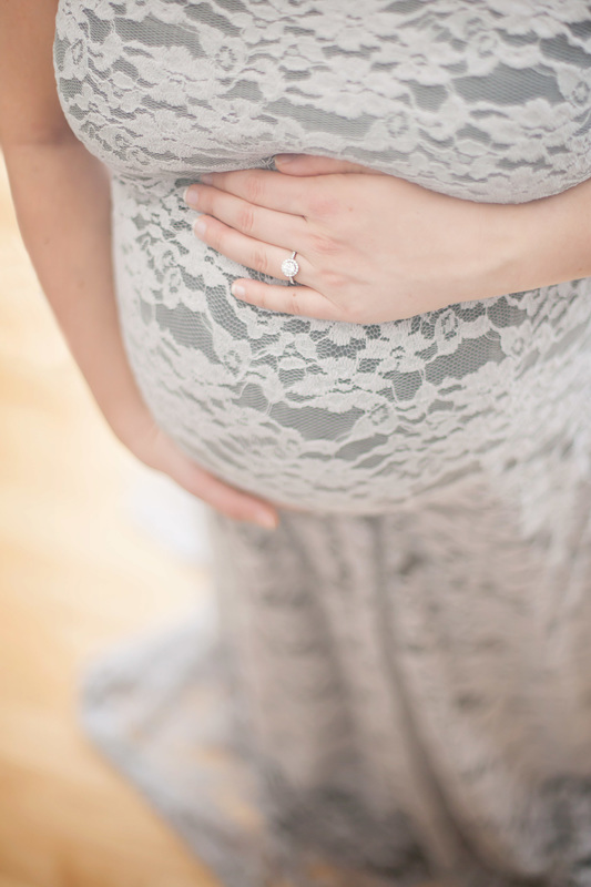moncton newborn photographer, moncton maternity photographer, moncton photographer, maternity photography, maternity gown